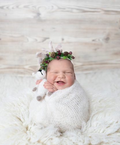 Neugeborenenfotografie Thurgau Babyfotograf Thurgau Neugeborenen Shooting Weinfelden Neugeborenen Fotograf Wil Baby Fotoshooting Frauenfeld Newborn Fotografie Schweiz Professionelle Babyfotos Thurgau Neugeborenen Shooting Studio Thurgau Natürliches Babyshooting Wil Familienfotograf Weinfelden Newborn Fotoshooting Frauenfeld Babyfotografie mit Requisiten Thurgau